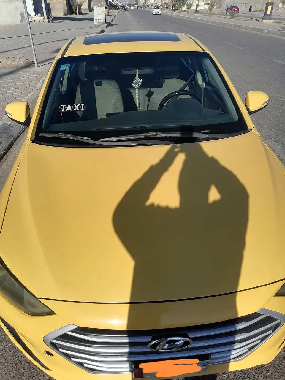 السلام عليكم النترا ١٧ امريكيه فول بصمه واحد على واحد رقم بغداد فتحة سقف كاميرا دوارة لادارات جانبيه ثلاث انضمة قيادة يدات نيكل جنطة بصمه شاشة أعطال محرك 2000 دوش وبعد هواي بيها شغلات بصراحة ما اعرفها تحكمات وغيرها انتم اعرف بيها السونار موجود بالمنشور رقم بغداد مكان السيارة كربلاء السعر 125 وبيها مجال رقم الموبايل ***********
