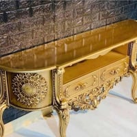 ميز بلازما • ذهبي • مستعمل شهرين