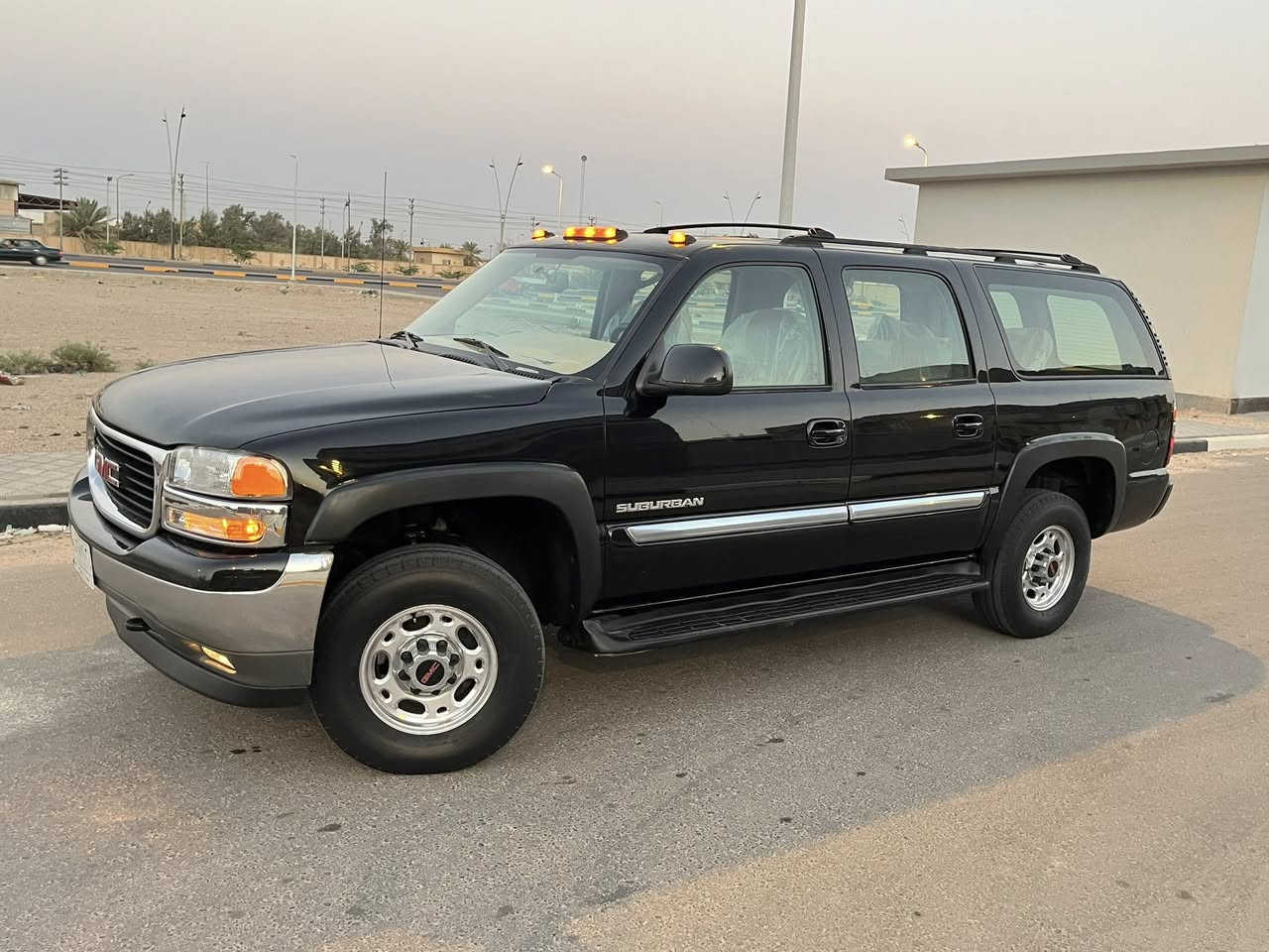 سلام عليكم جمسي مديل 2003 كفاله ضربه وتبديل وعيب شرعي رقم بغداد تحويل ثاني يوم مكينه 6100 كير 1000 تخم تاير حداديه جديده تبريد ثلج السياره جاهزه من كلشي السعر 140 رقم الهاتف *********** العنوان البصره
