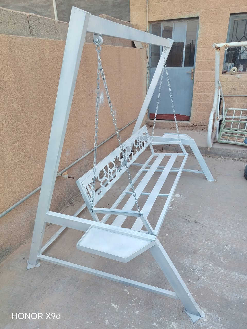 مسواك جديد
مراجيح عائليه فصال جديده

و مراجيح مستخدمه مصبوغه جديد

سرير عباره طفل  جديد فصال 

عنوان عنه نهاية شارع الحضره مقابل الحديقه
رقم الهاتف ***********
                ***********
