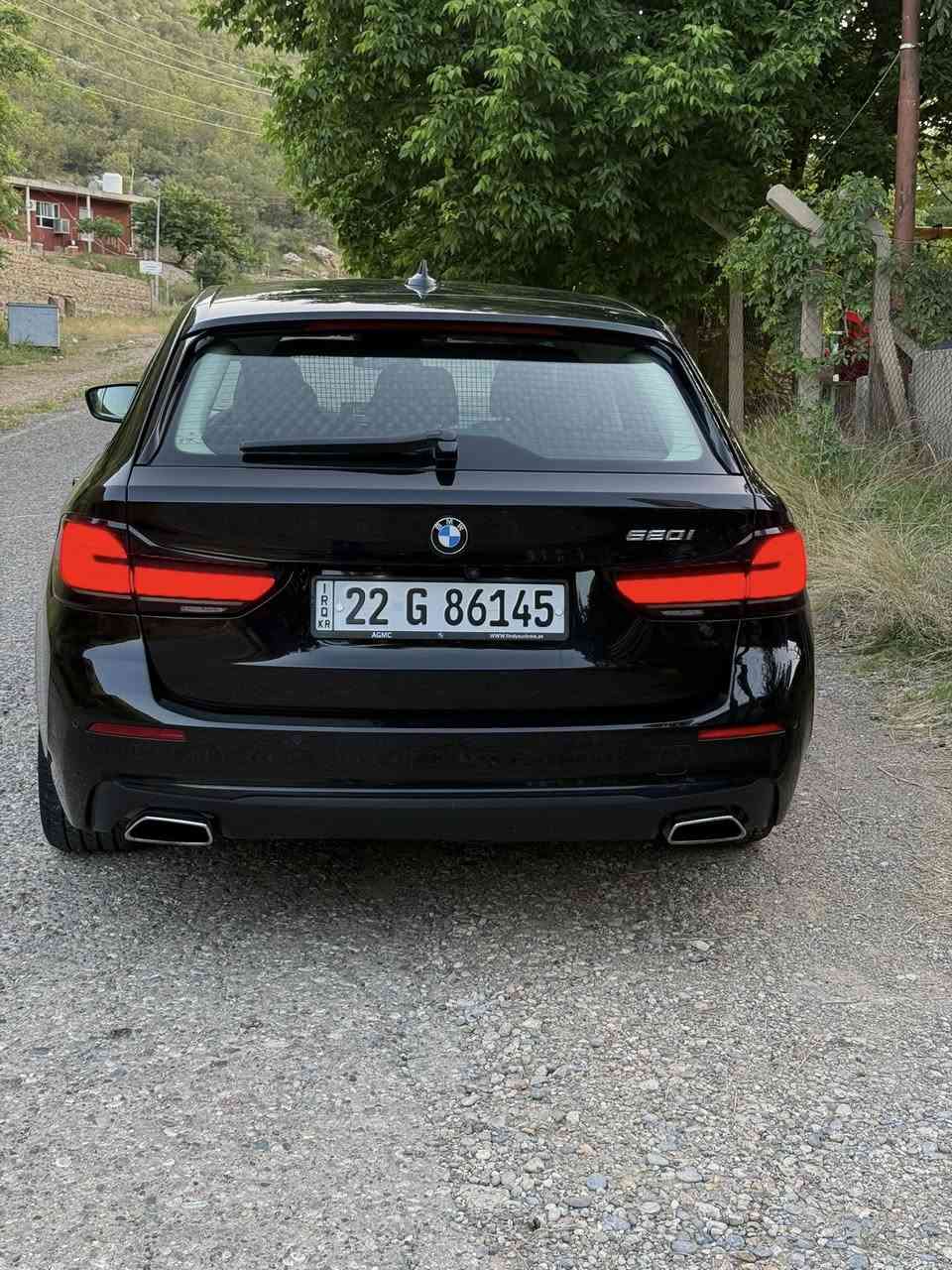 السلام عليكم
520 I
2022  
ماشيه ١١٥ 
بيها صبغ ٤ قطع جاهزه بدون اي نقص  صفر مسج 
بيع او مراوس 
السعر ١٩٠ ورقه 
للاستفسار ***********
