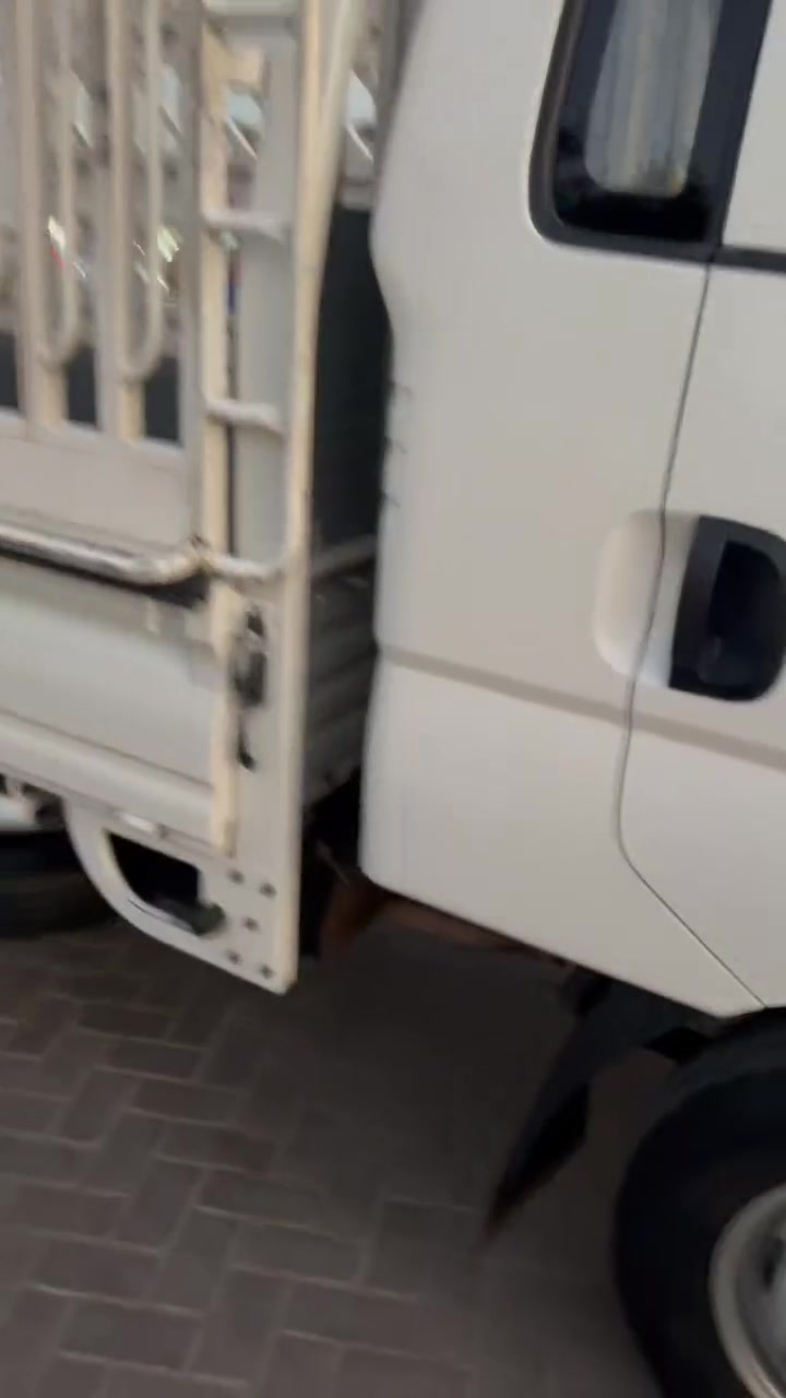 سلام عليكم
كيا فحل 2016 رقم بغداد محرك 4000 مفتوح 
مكفول كفاله عامه ماعده التبريد ما يشتغل 
(السعر 133)الرقم *********** العنوان بغداد

