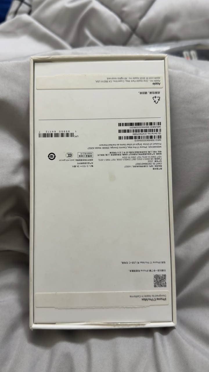 ايفون 17برو ماكس ذاكره 256بطاريه 99مشحون 127مره جهاز دبل سيم كارت جهاز بمعنه كلامه نضيف هوه جديد سوه جهاز زلغ واحد مابي لوان مميز ضمان سنه كامله من وكاله ملخقات كامله 
سعر 2075الف قفله من الاخير 
بغداد الزعفرانية قرب مطعم النور
بس واتساب ***********
