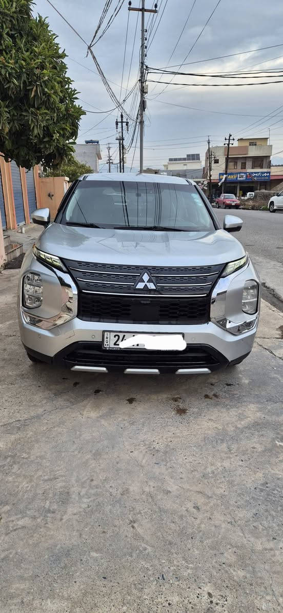 سلام عليكم،اوتلاندر موديل ٢٠٢٢ بوستةك بوند كةل نيف دعامي سبغة بئ داخلي بشةرت  بةرةشوت سيستةم كئر و مكينة شةرت ٨٥ هزار كم يا جوي سعر ٢١٥ واتساب *********** زاخو, دهوك
