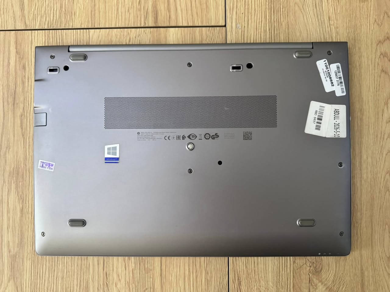 السلام عليكم
لابتوب HP ZBOOK 15u G6 سوبر سلم ورك ستيشن برامج هندسية قوية وتصاميم والعاب يعني كلشي تشغل
مواصفات
Core i7 8565u كور اي سفن الجيل الثامن
الرام 8 كيكا ddr4 وقابل للتطوير
الهارد Ssd Nvme256كيكا  سريع جدا 
كارت الشاشة خارجي AMD 
RADION PRO WX3200(4كيكا)
كارت الشاشة الداخلي INTEL UHD Graphics 620 (4كيكا) 
مجموع كرت الشاشة 8كيكا 
حجم الشاشة 15.6 ips full hd مشبعة الالوان والوضوح
تحتوي على بصمة  اصبع FINGERPRINT للحماية 
ويندوز 11 اصلي مدى الحياة 
كيبورد ضوئي عربي انكليزي 
لابتوب نضيفه كلش وتشغل كل البرامج القوية الهندسية والتصميم والالعاب 
ملحقاتها شاحنتها الاصلية 90w وحقيبة
مكاني بغداد المنصور
السعر 550الف ***********
