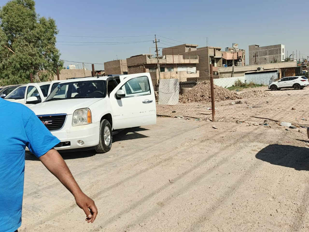 سلام عليكم شباب يوكن البيع مديل 2008 كير محرك مكفولات تبريد ثلج تخم تاير جديد سياره حلوه شوفت عينك يرادله ترتيب قليل مكاني بغداد الزعفرانية *********** /سعر 120  من الاخير.
