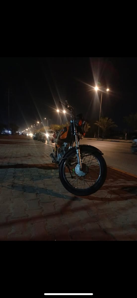 سلام عليكم دراجه اربعه كير للبيع  موديل ٢٣ ارشه شلعه معدل (كلك أكفلك ع سرقه بس ) الدراجه تخبل احلا من الصور سعر ٥٥٠ وبيعه مجال 
(مستعجل ع بيعتهه ) كلشي شغال بيهه


**إذا كنت صاحب هذا الإعلان وتريد حذفه لأي سبب، رجاءا أرسل رسالة إلى الدعم الفني**