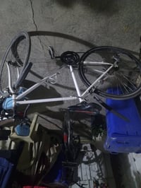 بايسكل رياضي ياباني • ابيض • الغزالية نزله الجسر