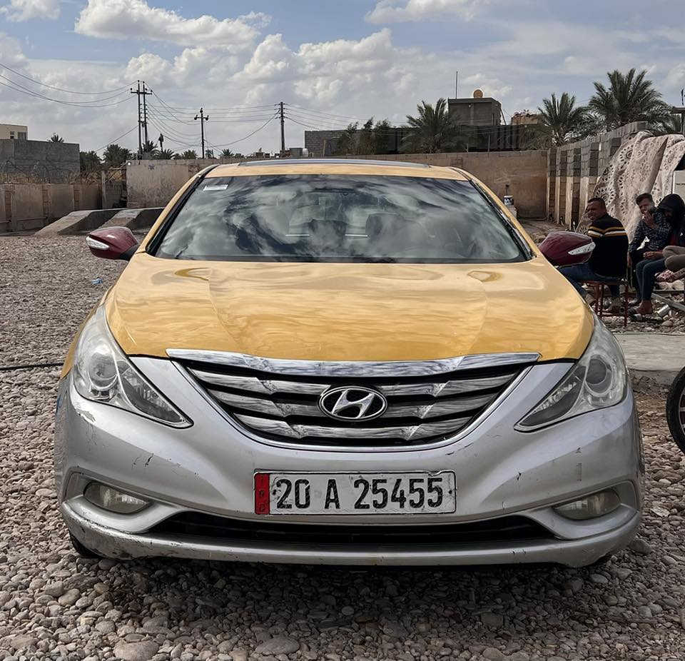 سوناتا 2011 امريكي فول مواصفات فتحه سلايد روف تحكم ستيرن مثبت سرعه نضام اقتصادي ايكو اشاير بل مري بصمه تشغيل بصمه ابواب بصمه جنطه هيتارات بل كشنات السياره احلا من صور ضرر تبديل جوملق وبنيد بدون دواخل بدون ايرباكات  هزه جديده صدر وميكانيك فول مكينه وكير كفاله بسمي تحويل سعر90 بي مجال قليل اتصل ودلل ***********
