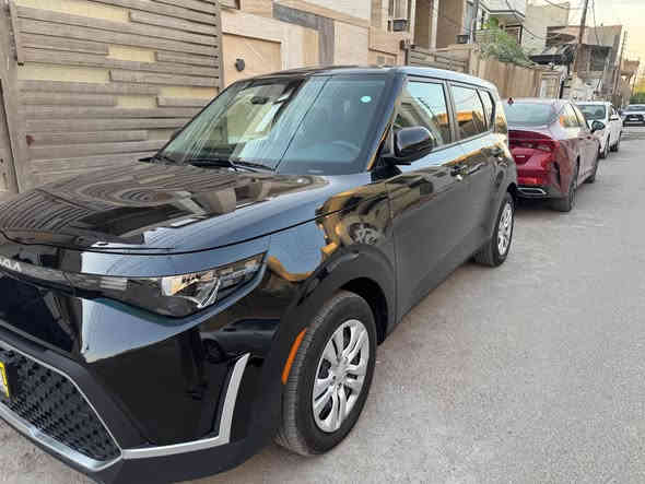 كيا صول وارد امريكي موديل 2024 للبيع

سلام عليكم

كيا صول وارد امريكي موديل 2024 للبيع

المواصفات Lx

الحادث باب الصدر مبدل ومصبوغ والباب الخلف الصدر والجاملغ الامامي مصبوغات بدون تبديل فقط تعديل وصور الحادث مرفقة بالمنشور

السيارة ماشية 2 الف فقط 

محرك 2000 DOHC المرغوب

بدون رقم تترقم جميع المحافظات

السعر 13500$ 

رقم الهاتف *********** 

الموقع بغداد الدورة حي الصحة بغداد
