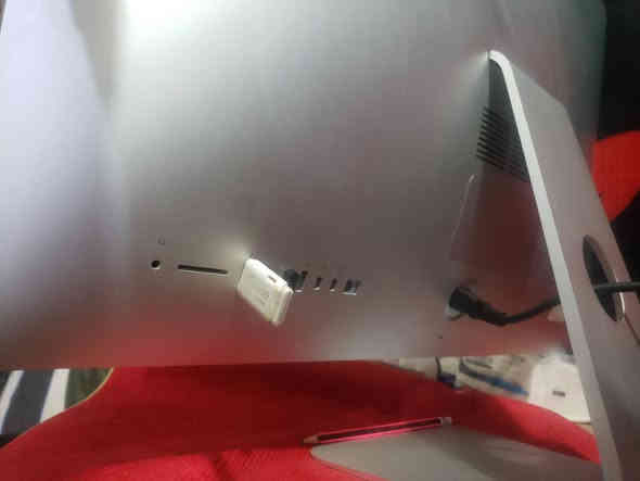 حاسبة من شركه ابل حاسبة image 2014حاسبه نضيفه كلش للاستفسار الاتصال على الرقم 
***********
