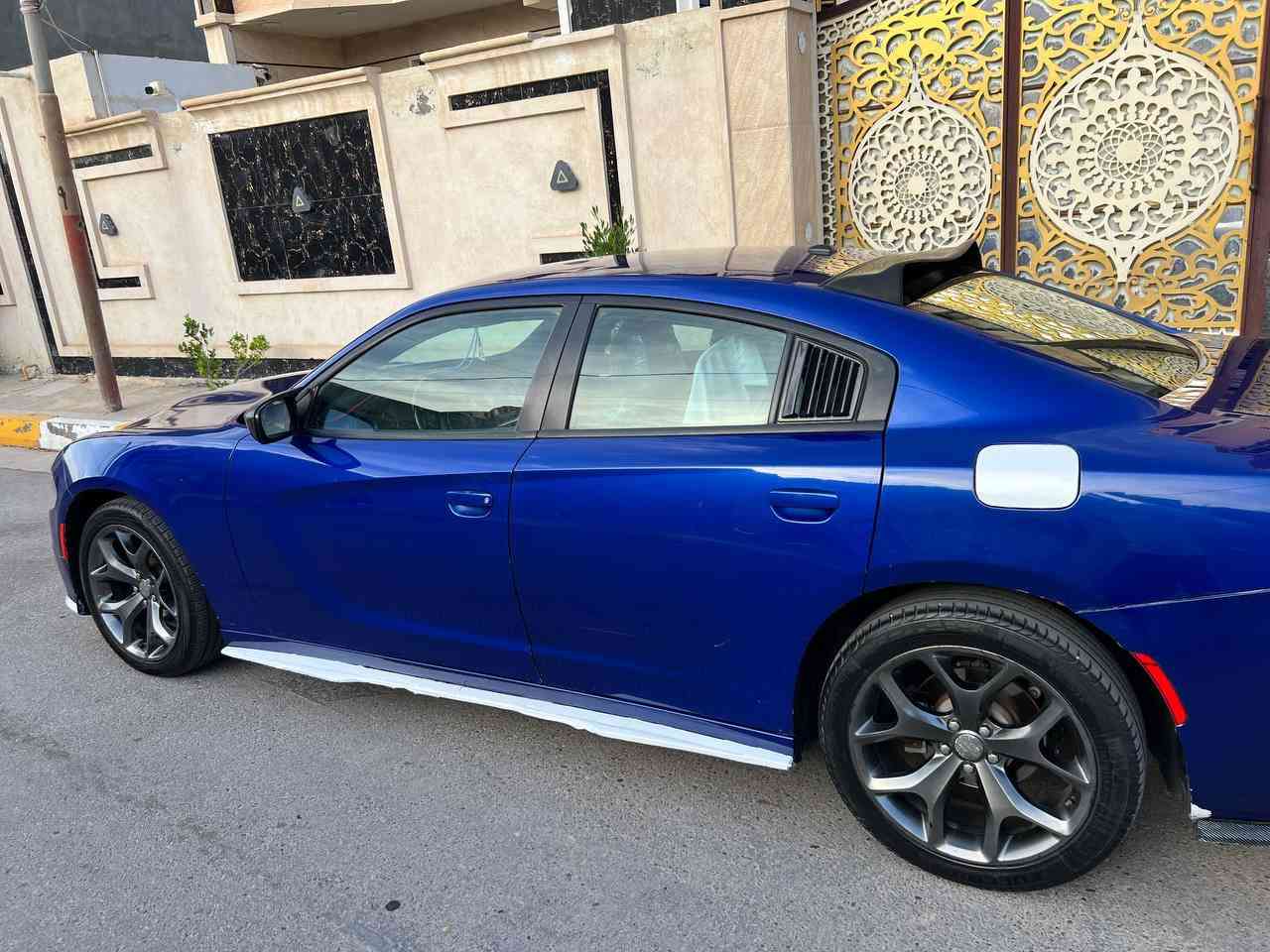 جارجر ٢٠١٨
لون مميز جويتي 
رقم بغداد شبه مميز
مواصفات sxt فول
تحكم عن بعد
تبريد قطعتين
حساسات
تحكم ستيرن
كشنات كهربائيه
منظومة زنون
كشن جلد ازرك
حساسيات خلفيه
حادث قطعه وحده صبغ
بنيد محدث srt
ماشيه ٩١ميل
للاستفسار ***********
