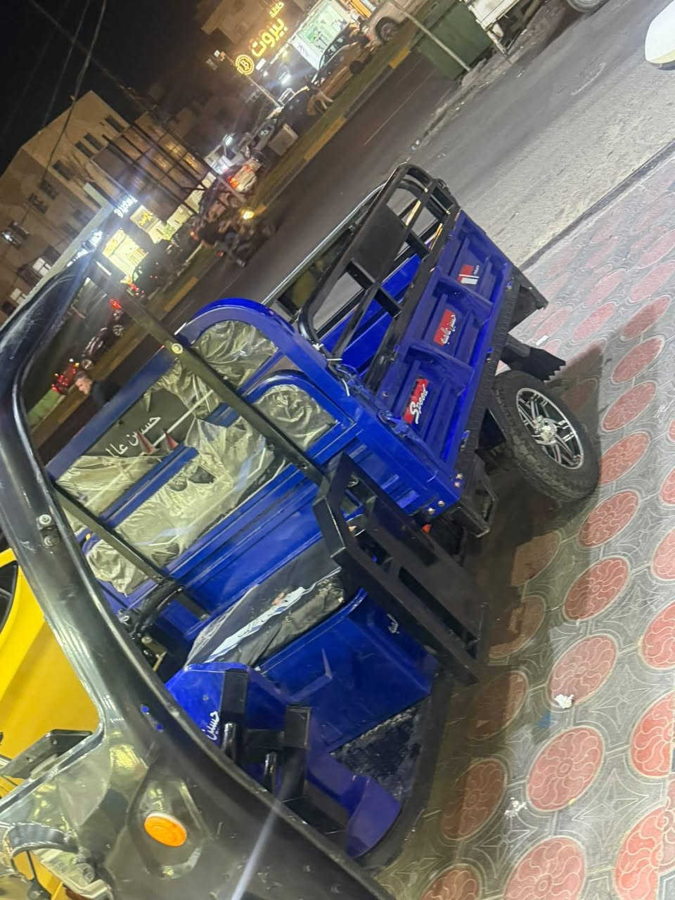 سلام عليكم ستوته للبيع شحن نظيفه ست بطاريات  بطاريات جدد سعر1250 وبيها مجال بسيط ***********
