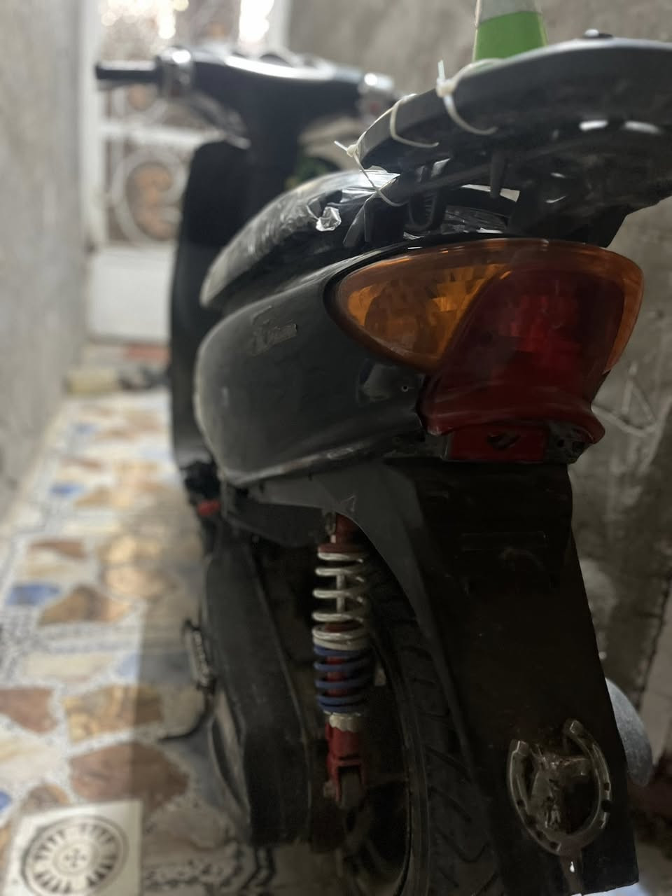 السلام عليكم دراجه 60دبل رياضي ويل كب رياضي قفل استيرن لايت عالي ناصي اشاير شغال الدراجه سلفه هندر شغاله بس الكابريتر تجاري شويه يكطع بس شغاله الدراجه وتمشي طبيعي العنوان بغداد الحريه الرقم
***********
