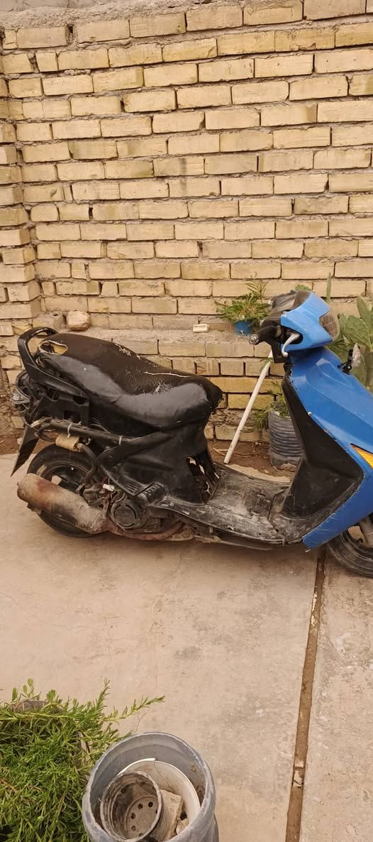 سلام عليكم فراشةنثية للبيع دراجة كاملة مكملة ماناقصها شي بس كفرات وغسلة سعرها 225وبيها مجال رقم ***********
