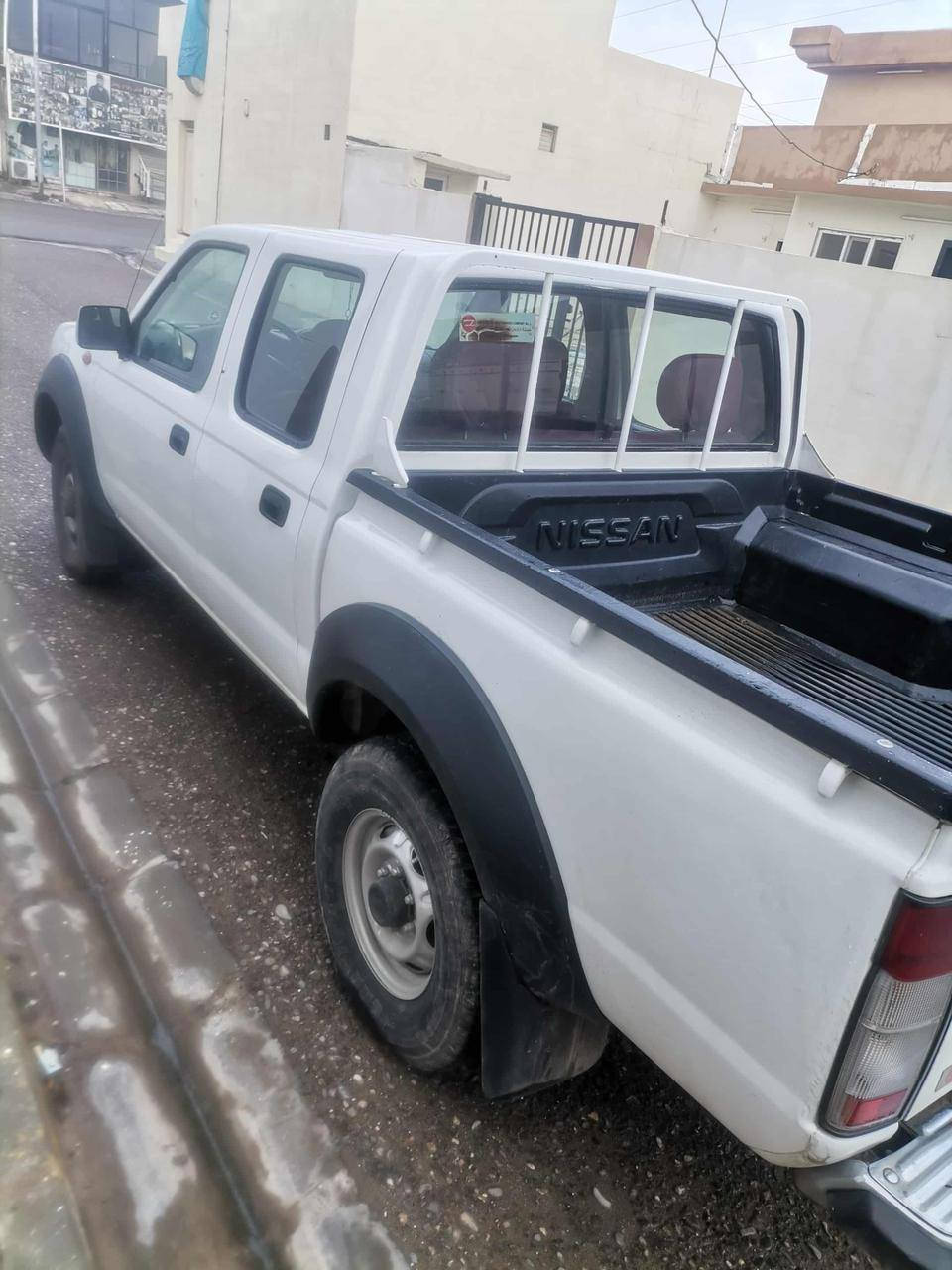 پیکاب نیسان 2012 دەبل ئەکسل
 بۆنیت و جاملغی لای سایەقی گۆراوە
دەرگای سایەقی و دەرگای دوای سایەق 
نیوەی سبوغە  و دۆسیەکەشی 
ژێر دەرگای دواوە یەک بست سبوغە+
 ناوی گرتوە لای سایەق بەس کەم زۆر نیە   +
 تایە و کلاج و عینە و تاخم پێش و رادێتە
 و پاتری و رۆنی و هەمووی تازەیە 
تازە تەعمیر کراوە +
سنەوی نوێیە تاوەکو 2030 هەزەی نوێیە
 بە ناوی خۆمانە یەکسە باناوت دەکەین
 رەقەم سلێمانیە و 282 هەزار رۆیشتوە

 سـعـر : لە کۆمێنت داوابکە ڕاستەوخۆ بۆت دێت 📥 

گێر و مەکیەنەی بەشەرت 
هیچ کێشەیەکی تێدا نییە 

ژمارەی خاوەنەکەی 
***********
