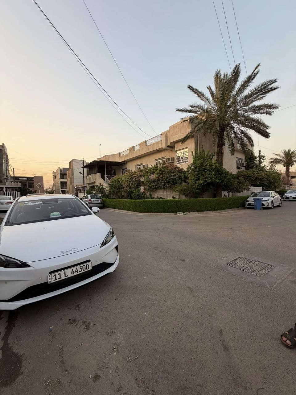 للايجار في السيديه
🏠 200م موقع مميز 

يحتوي على 3 غرف نوم 

صاله ومطبخ حمامات عدد 2 

كراج وحديقه 

السعر مليون وربع 

للاستفسار ***********
