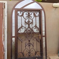 باب كليدور مع ابواب بلاستك الشراي يتصل مكلف بنشر 07722586699