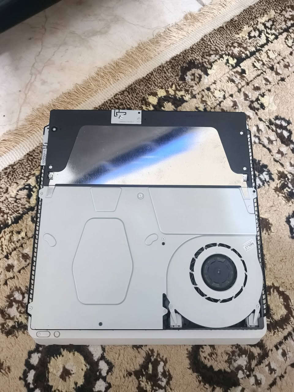 بلي 4 سلم مستعمل قليل ومتروك ذاكره 500 وياه فيفا 23 و2 جوستك وحده تجاري وحده اصليه نقصها فقط شفت لل L2 سعر 150 ديالى بعقوبه


**إذا كنت صاحب هذا الإعلان وتريد حذفه لأي سبب، رجاءا أرسل رسالة إلى الدعم الفني**