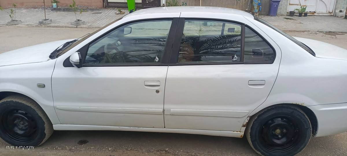 سمند سورن 2011 كير ومكينه جديد حداديه  خير من الله مكفوله من الضربه سياره حلوه شوفت عينك  رقمها بصره سنويه لحد 2027 بدون اي غرامات عنواني نجف *********** سعرها 38.وبيها مجال
