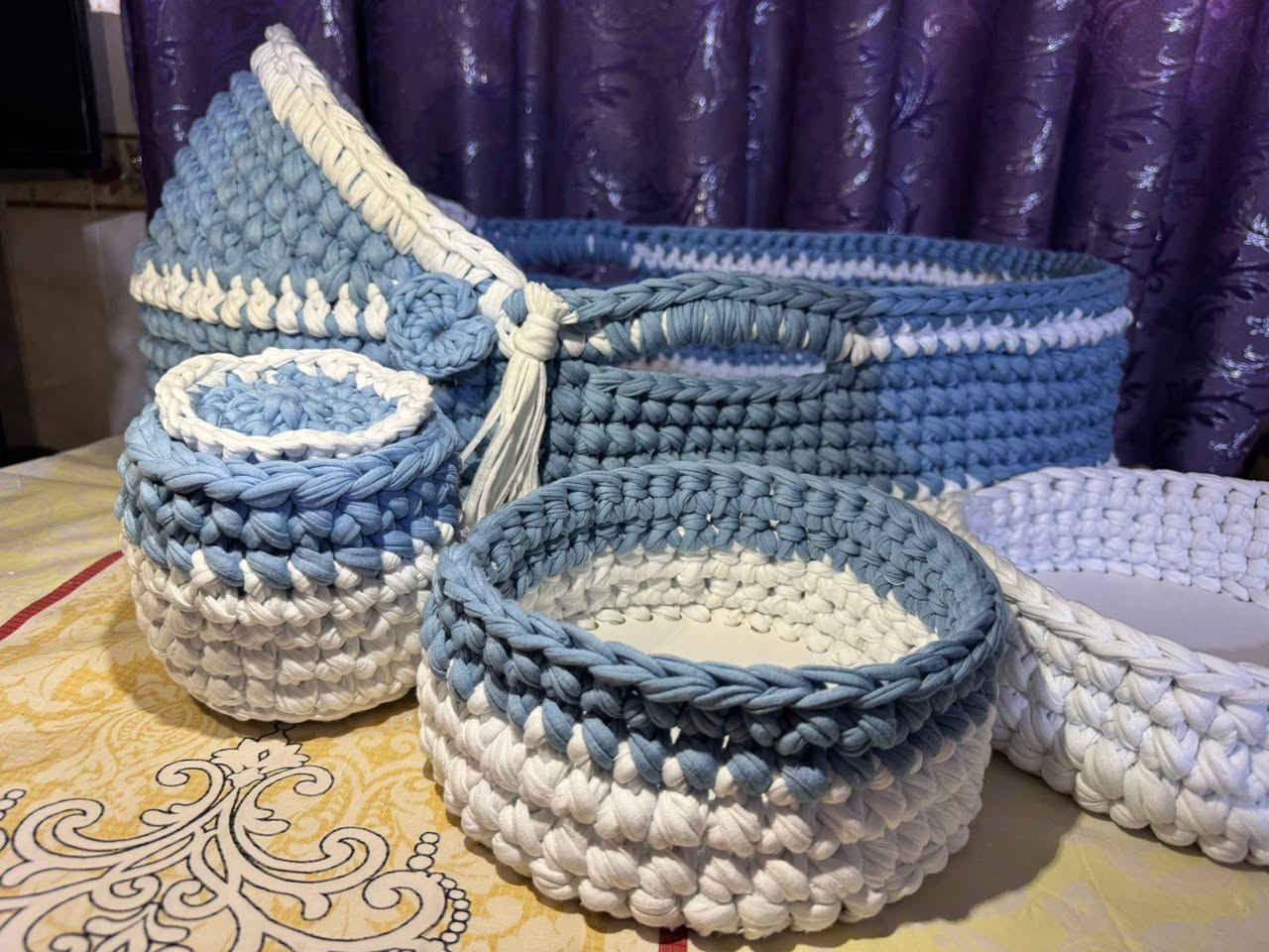 عندي سرير بيبي مع سلات ٣ بأحجام كبير وسط وصغير للبيع المباشر
متوفر توصيل لكل المحافظات 3


**إذا كنت صاحب هذا الإعلان وتريد حذفه لأي سبب، رجاءا أرسل رسالة إلى الدعم الفني**