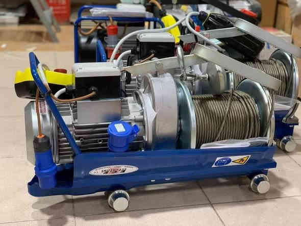 سكلات بناء جديد كافة الاحجام جملة ومفرد 
٦٠ سنتمتر × ٢ متر.. ثقيل سعره  ٦٥ الف 
٨٠ سنتمتر ×٢ متر ..  ثقيل سعره  ٧٠ الف 
٩٠ سنتمتر ×٢ متر ..  ثقيل سعره  ٧٠ الف 
١٢٠ سنتمتر ×٢ متر    ثقيل سعره  ٧٥الف 

٩٠ سنتمتر ×٢متر .. الصيني ثقيل سعره ٩٥الف 

عربانة ثقيل تاير كبير جملة ومفرد 
عربانة ثقيل تاير صغير جملة ومفرد 
....................
دراب خشب روسي طول ٤ متر جملة ومفرد
....................
دراب حديد طول ٤ و٣ متر جملة ومفرد
....................
تخم تاير سكلة ابو القفل جملة ومفرد 
....................
للإستفسار اكثر يرجى الاتصال على الرقم التالي 
هاتف المعمل( ***********) (***********) يتوفر واتساب
ابو حسين سكلات
.
.سبيسر صب جميع القياست موجود كرسي وداري
.
التوصيل موجود لجميع المحافظات ومناطق بغداد 
.
.معمل ابو حسين سكلات
