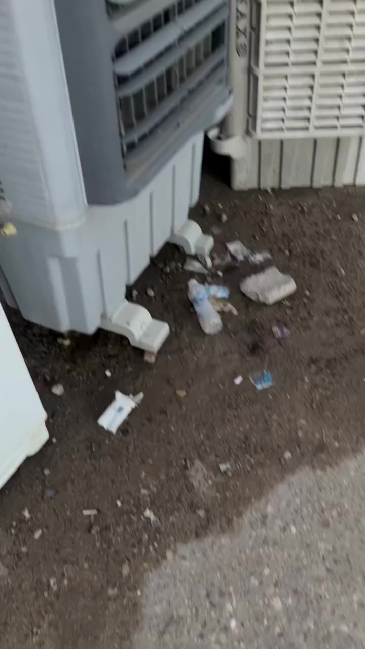 ثلاجات بمختلف الحجام مع مبردات مع برادات ماء مع كاونترات كل حاجة وسعرها الزعفرانية الاربع شوارع قرب داءرة المجاري قرب اسواق احمدقرب مولدة محمد***********
