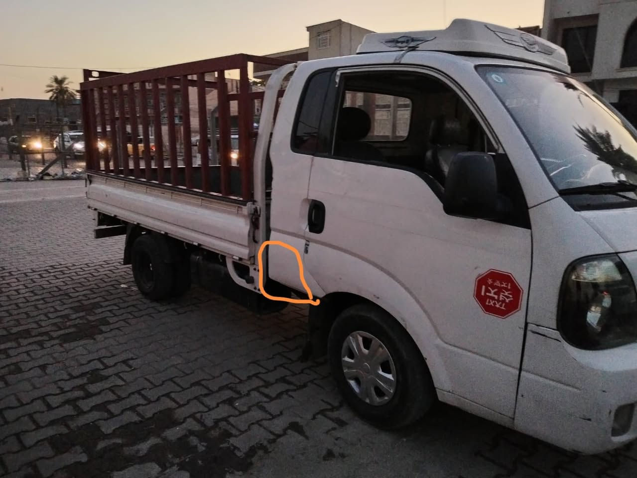 سلام عليكم كيه حمل 2015 للبيع رقم انكليزي واسط بسمي مكان بغداد الأمين الثانيه   بيه ضربة وبيه صبغ تقرير موجود  وبيه بل ربع ضربه صارت وره التقرير كدامك السيارة
‭٠٧٨٣ ٦٣٥ ٨٠٩٠‬
