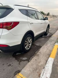 سنتافي موديل 14 خليجي محرك 2400 رابعه سلندر تخم تاير جديد ثلاث قطع تبر...
