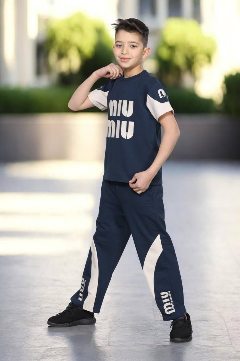 اتراك ولادي وسط
قياس :6-8-10-12
سعر الدرزن  125 الف

قناتنا على التلجرام
https://t.me/rwzayat2005

او مراسلتنا على الواتساب
***********

التوصيل بغداد 5 الاف
محافظات 6 الاف
