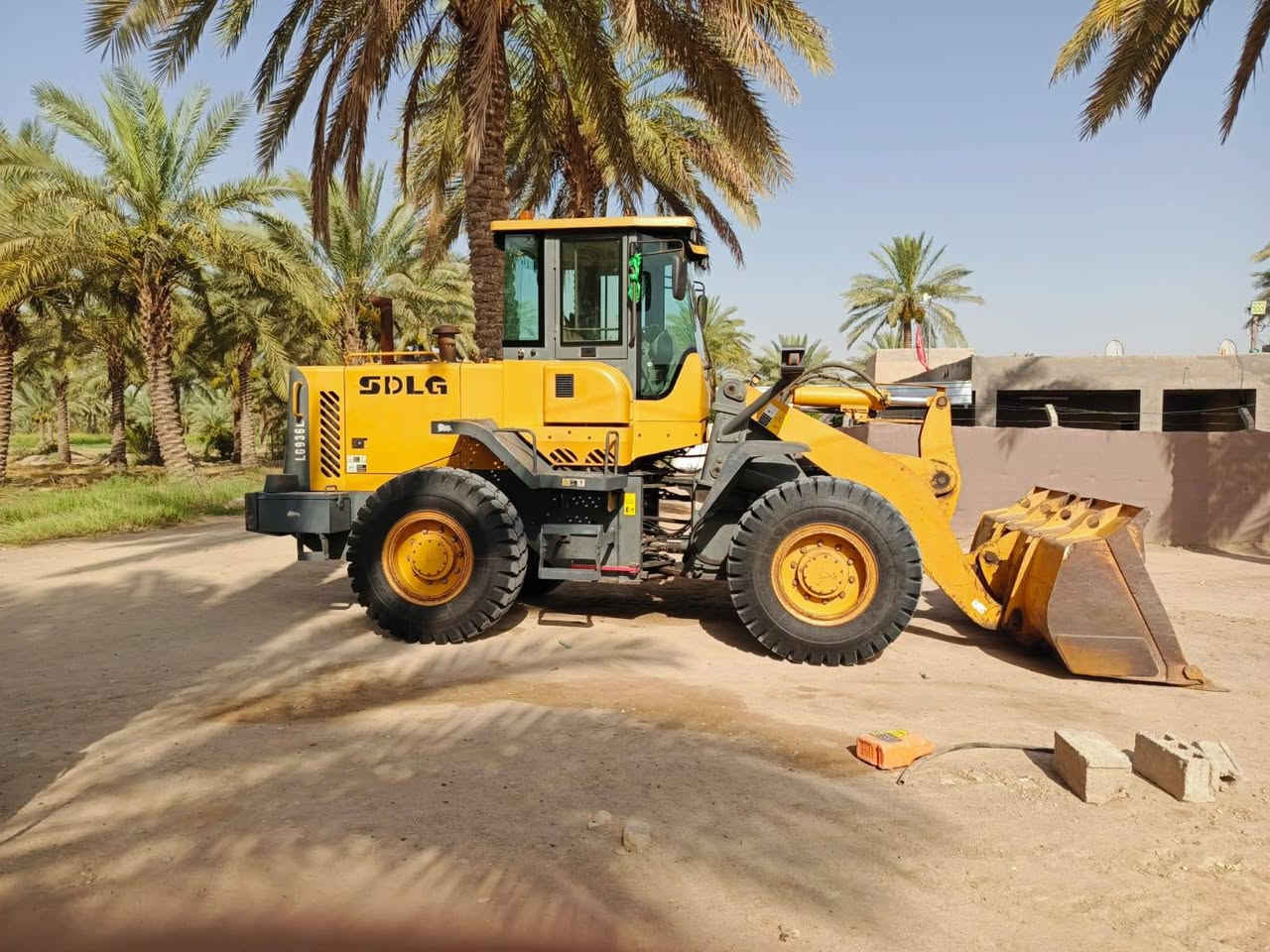 لبيع شفل صيني موديل2010مكفول كفاله حجم36 من محرك وكير وحداديه تخم تاير رقم بغداد انكليزي  اسعره225 وبي مجال لشراي الاتصال علا هاذه ارقم***********
