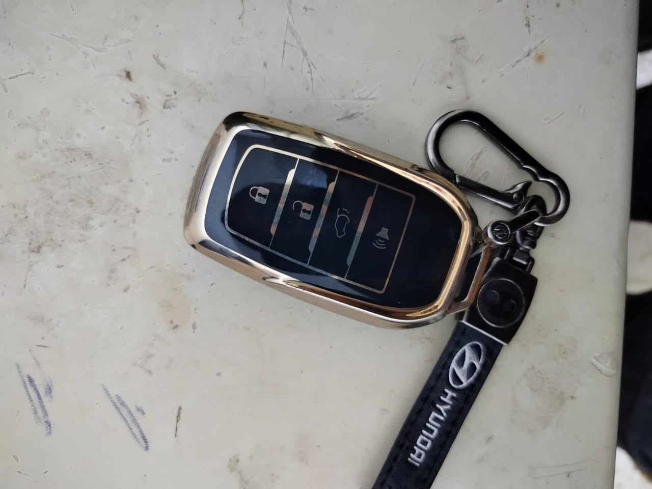 سلام عليكم فير كروز وارد امريكي ٢٠٠٩ رقم الانبار دولي هزه جديده بسمي تحويل ثاني يوم ضرر ماله من خارج بنيد جملغ فقط بدون تبديل  بيه قطعتين فقط كلير سونار موجود
موصفات فول موصفات
اشاير مري مري قلاب عند رجوع على بك
مري شفط
تحكم استيرن جهتين
شاشه اندر كامره
كشانه  كهرباء
كشن تدفه تبريد
تحكم استيرن جهتين
نضام ايكلو
نضام اقتصاد
بصمه أبواب
بصمه تشغيل
جنطه كهرباء
بنو رامه
اشاير ترحيب
منضومه تبريد جديده ضمان بيه
تبريد ٤ قطع تبريد بانيو
خزن ميموري ٨ سماعه انفنتي ٥ ويل كب حساس تاير تخم تاير صدر أمامي خلفي جديد ادامه كامله فيت  بم نوزل مجول سياره تعبان عليه كير محرك خير من الله شرط مكينه ٣٨٠٠ سعر ١٠٨ بيه مجال *********** واتساب
*********** العنوان عامريه الفلوجه
