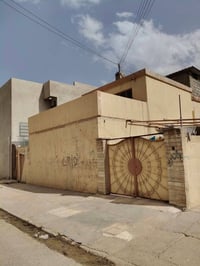 بيت للبيع في حي المنصور المساحه 110 يتكون من 3 غرف نوم وهول وحش جبير ع...