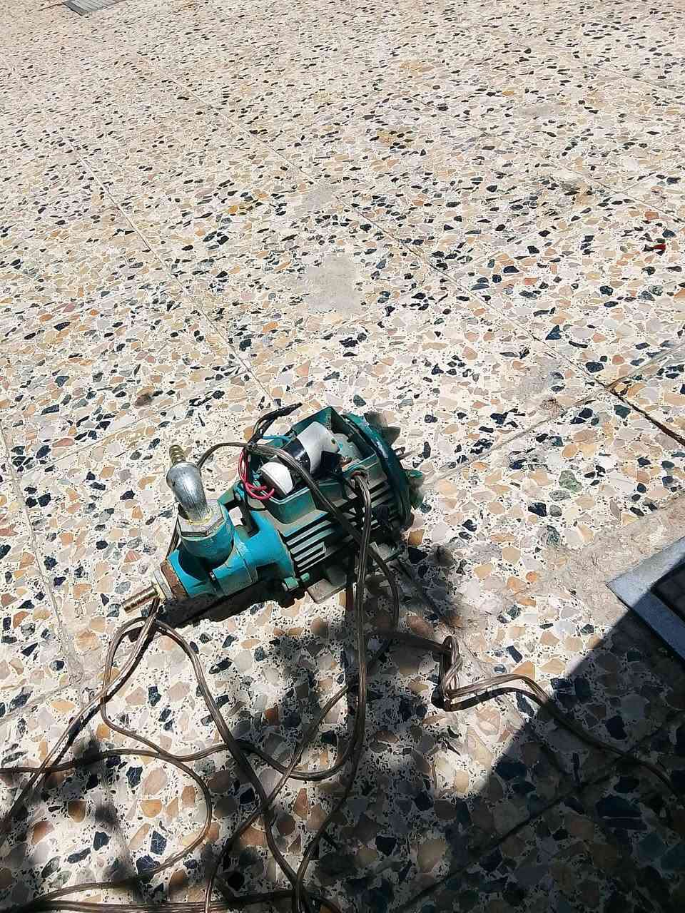 ماطور ماء للبيع شرط معمر جديد السعر 30المكان حي فلسطين ألشراي يجي خاص


**إذا كنت صاحب هذا الإعلان وتريد حذفه لأي سبب، رجاءا أرسل رسالة إلى الدعم الفني**