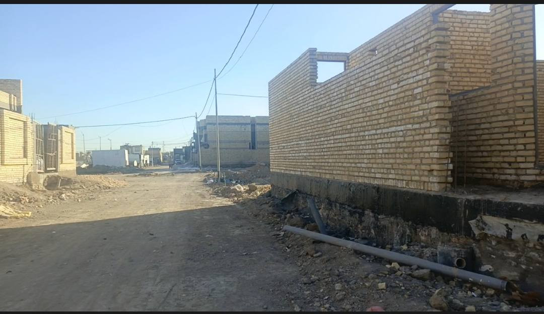 🛑#هيكل للبيع 
🛑ركن
🛑المساحة 125م الواجهة 12.5
🛑غرفتين + صالة  + مطبخ + استقبال + حمام داخلي و خارجي
🛑الموقع الشراكية السابعة
🛑تفصله قطعة عن شارع 20  
🛑وقطعتين عن شارع 30 قريب جدا من الحولي 
🛑الخدمات بالمنطقة متوفرة كهرباء ماء ومجاري والتبليط عن قريب جدا 

🛑تفاصيل اكثر الاتصال على الرقم   ***********
