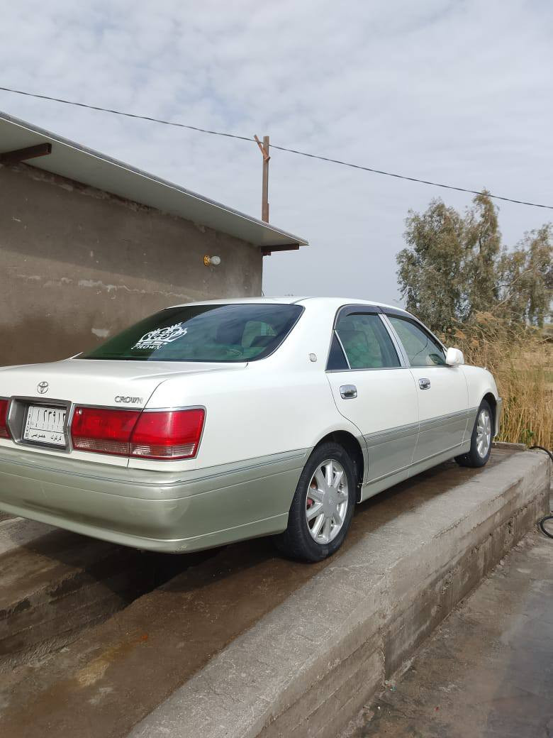 يالله ﷼السلام عليكم 
كراون ملكه♛❥ للبيع
سياره 3دكم اصل كرستال
موصفات السياره جلدتبريدخلفي ثلاجه فول عده الفتحه ديفورالجبيروسياره مناقصها برغي كفاله عامه عراق ويابن كامله السياره بس الوحات باقيه يعني كمرك مرورضريبه كولشي واصل ﷼سعر$السياره 110وبيهامجال قليل

***********غيرمتواجدعلفيس
