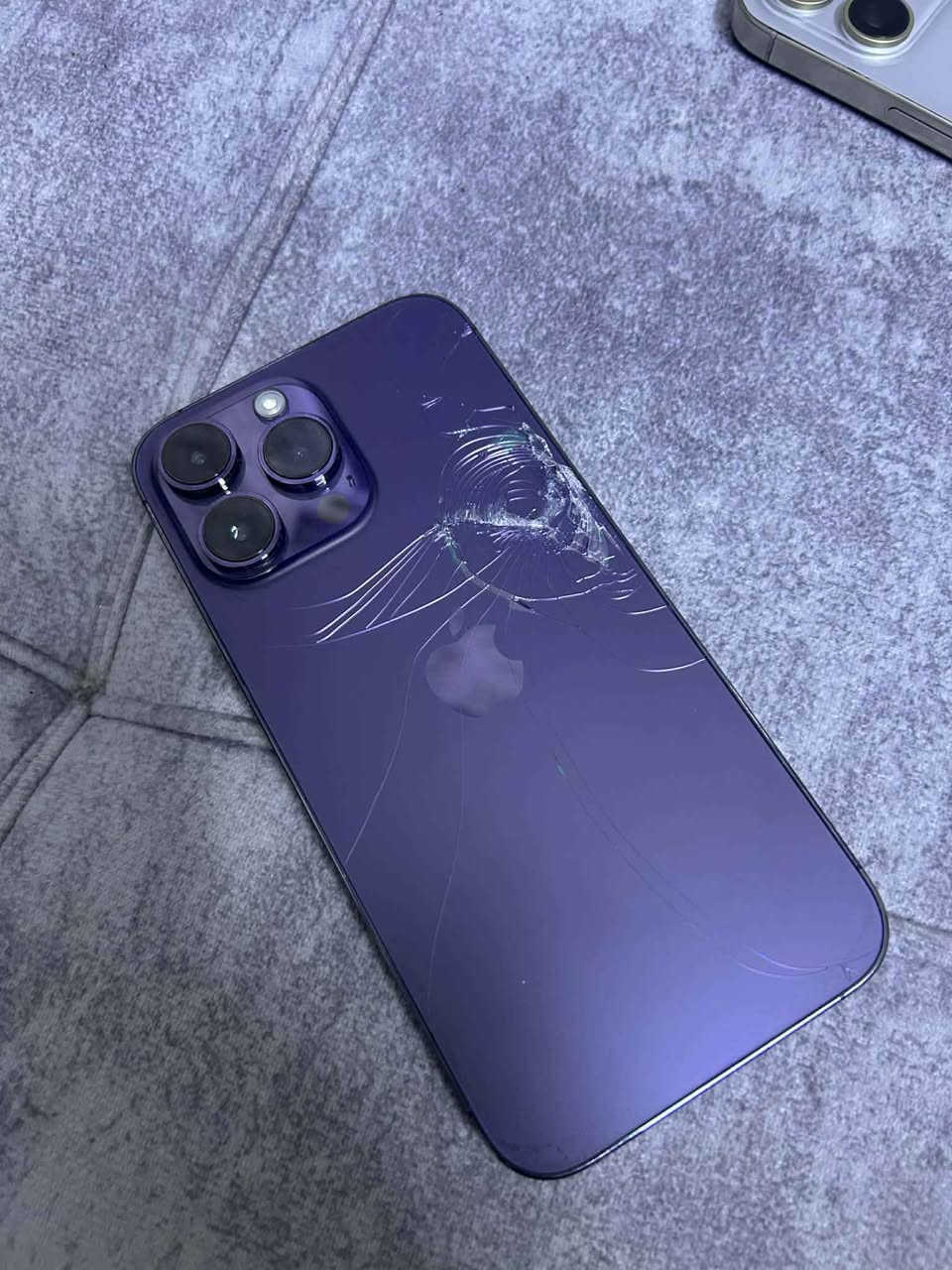 14 بروماكس 256 بطاريه85 ضهر مفطور بس ممبدل الضهر
دبل سيم كارت  سعره 790
مكاني بغداد 
*********** 
*********** وتساب بغداد, العراق
