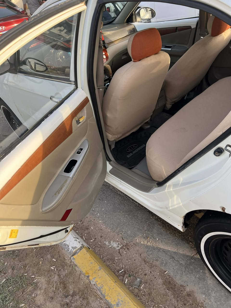 سلام عليكم ليفان 620 مديل 13 مكينه وحداديه جدد تبريد شغال رقم نكليزي   السعر45وبيه مجال 0772 688 8297 بيه وتساب العنوان الناصريه شطره
