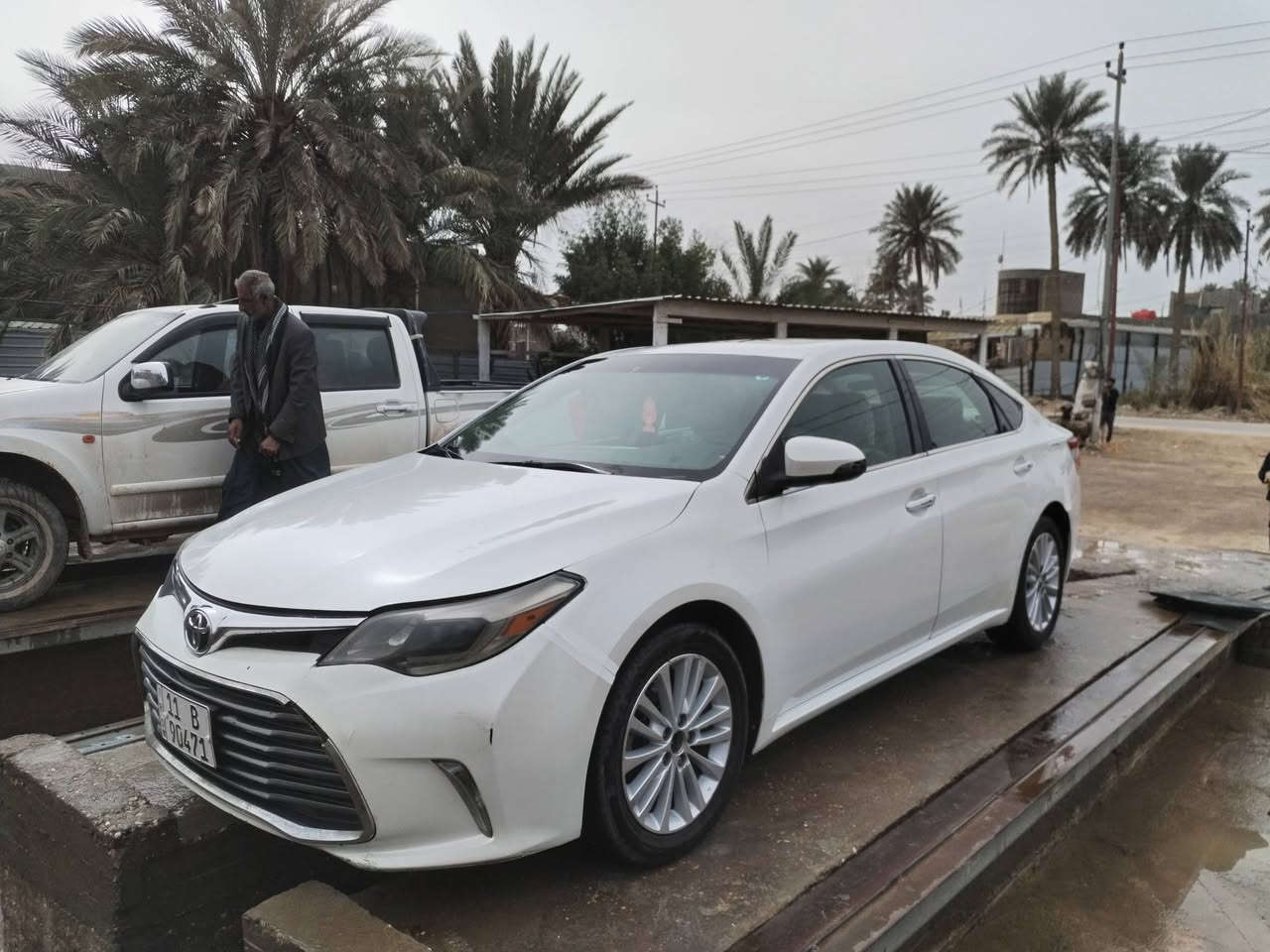 السلام عليكم افالون 2013 خليجي مكينة v6 بيها ضربة جاملغ الخلفي على البارد السعر 160 وبيها مجال للاستفسار ***********
