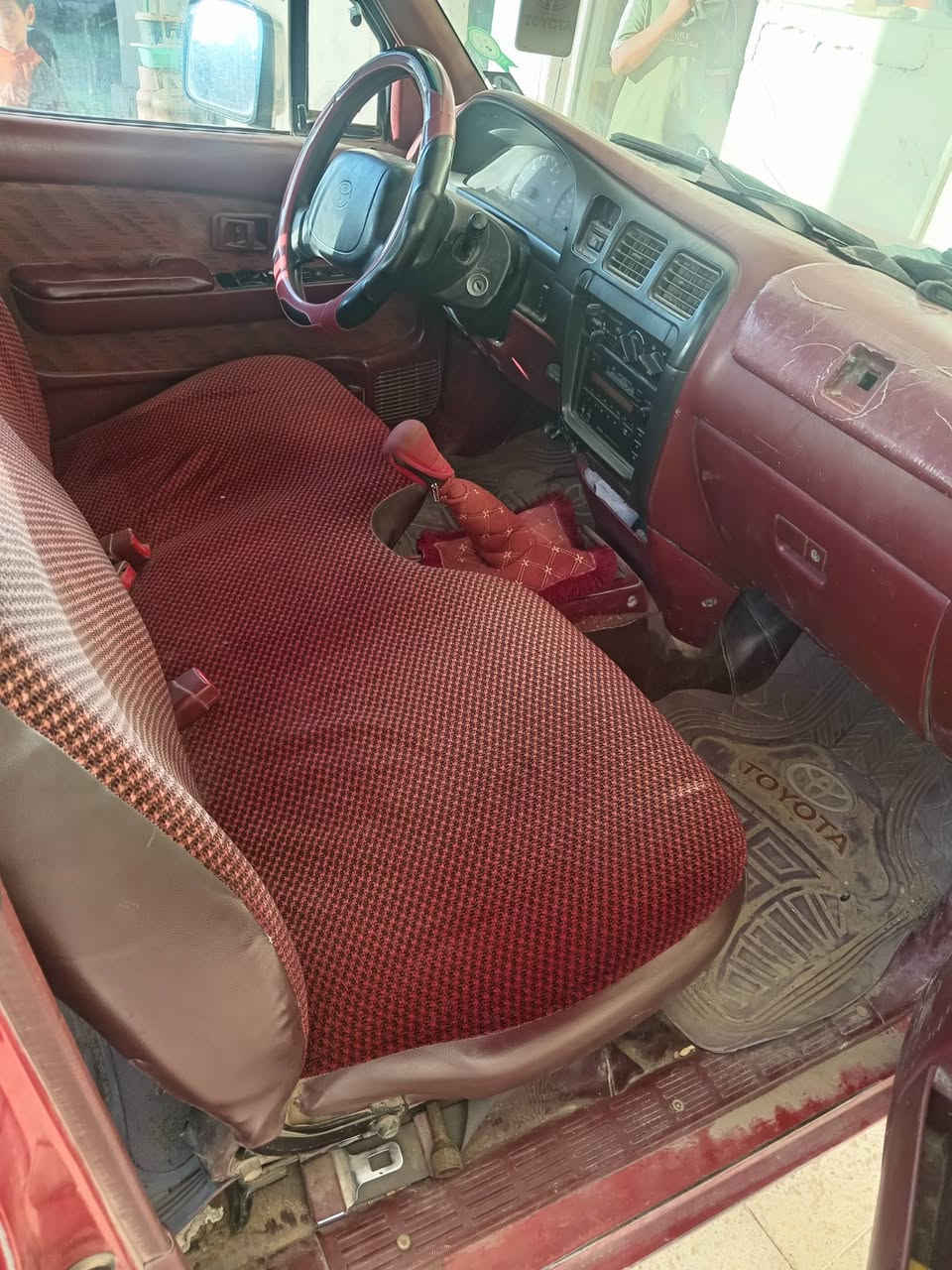 تويوتا هايلوكس موديل 99 داخل ماروني باور استيرن محسن سياره بلادي بدون صبغ بدون حادث شرط الفحص سياره بأسمنا رقم بغداد دولي سنويه لل 29 السعر 107 بيها مجال بيع فقط بدون مراوس او دين عنوان السياره صلاح الدين بيجي

***********
