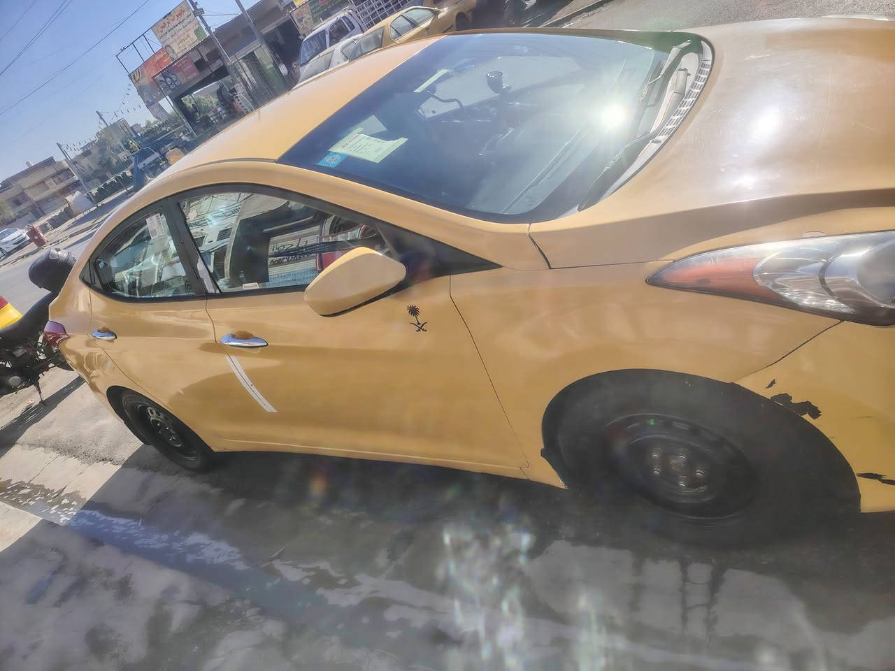 سلام عليكم النتره 12مكينه الف وثمنميه للبيع كفاله صدرومكينه خيرمن الله السياره وارد حادثهه بل خشم مال بنيدوموجود سونارهه باقي تفاصيل اليردهه يراسني ونطي صورالسونار السعر100وبيهه مجال قليل هاذه رقمي ***********
