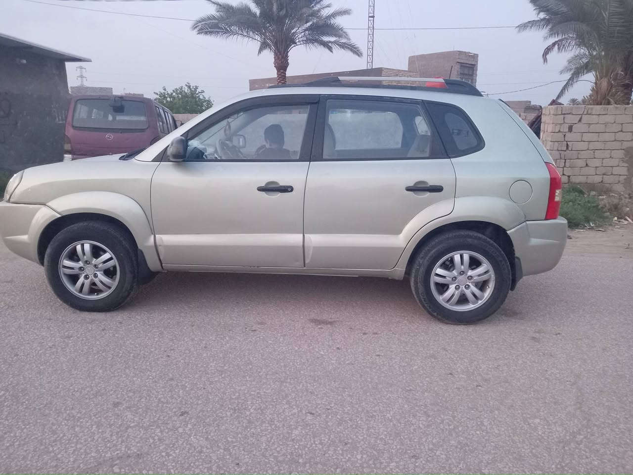 السلام عليكم توسان البيع موديل 2007 السياره مصبوغه عام الجماليه السيارة جاهزه من كل شي رقم بغداد انكليزي السعر ٩٥ وبيها مجال العنوان بابل قضاء القاسم ***********
