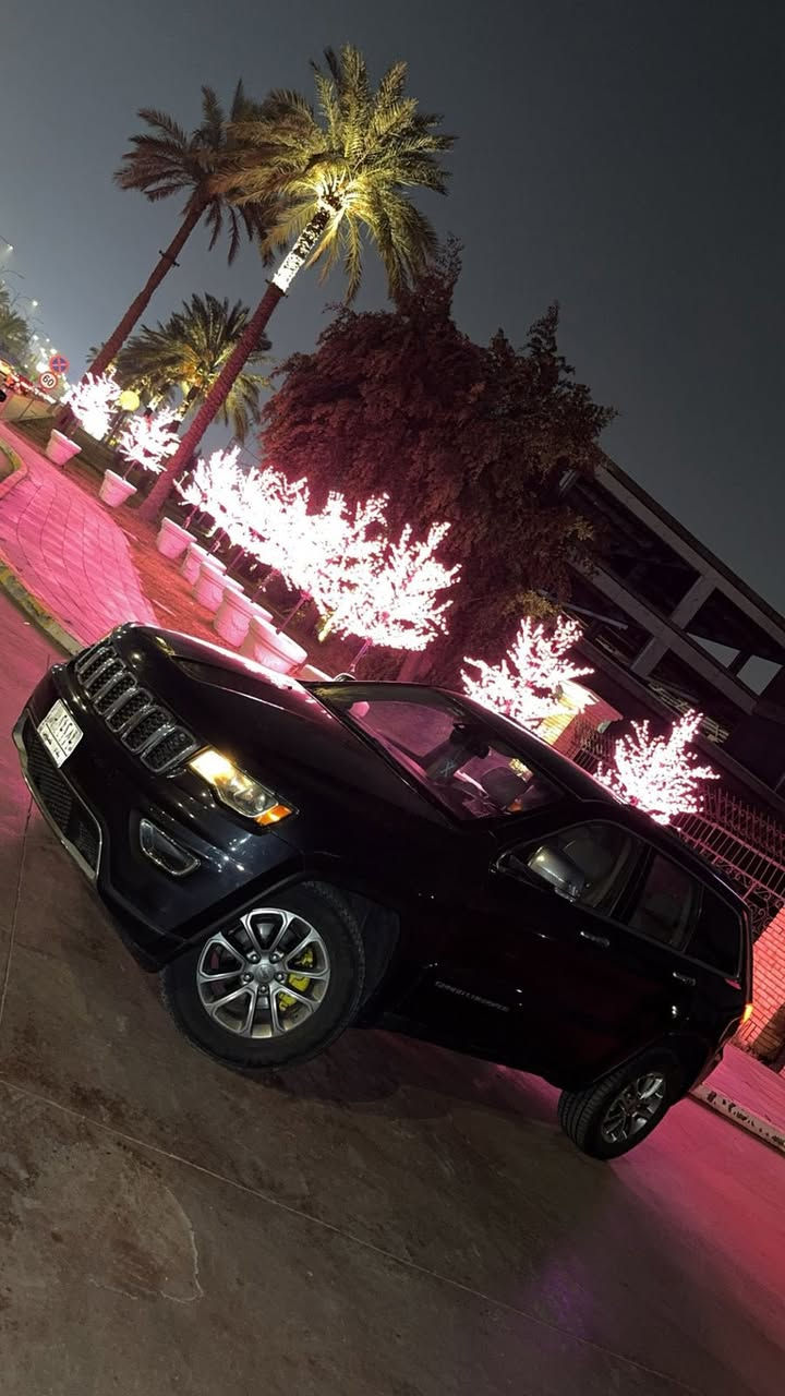 سلام عليكم حبايب 

جيب شيروكي 2014 فول موصفات limited￼ 

كشنات ميموري
تدفئة كشنات 
قطعتين تبريد 
شفتات 
شاشة جبيره 
شاشه اعطال 
موس فور ويل 
دمام خلفي 
دبل كزوز 
هواي بيها مواصفات 

حادثها سرقة 3قطع وضاربين الشاصي الايمن عواج خفيف مبين بل صور 

السعر 190$ وبيها مجال السيارة جديدة 
مكينه وكير وحدادي خير من الله


**إذا كنت صاحب هذا الإعلان وتريد حذفه لأي سبب، رجاءا أرسل رسالة إلى الدعم الفني**