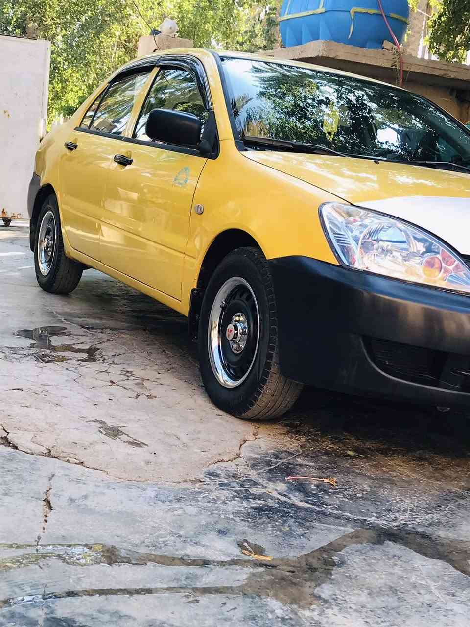 السلام عليكم 
لانسر موديل 2010 

رقم بغداد دولي 

كير محرك حاوية صدر امامي خلفي تخم تاير 

السيارة حلوة وبل الحقيقة احلى من الصور 

تبريد تدفئة 

كهربائيات كلها علا وضع الشركة 

للاستفسار.الاتصال علا الرقم. 

***********
