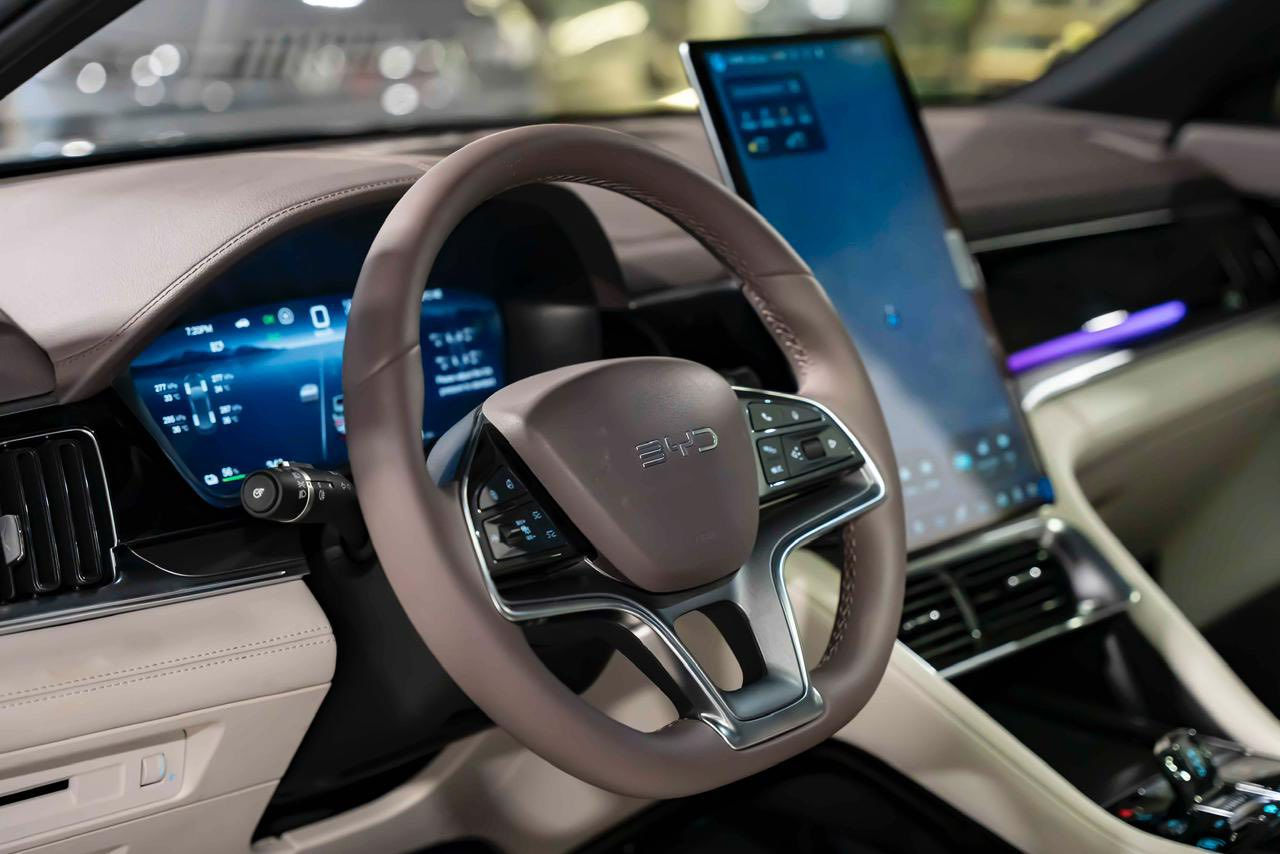 ‏BYD Song Plus EV – وەک بارودۆخێکی نوێ! 
✔ تەنها 15,000 KM 
✔ گەرەنتی پاتری ٨ ساڵە 
✔ 3 ساڵ خزمەتگوزاری بێ بەرامبەر 
✔ بەهێز و فراوان و تایبەتمەندی بارگاوی 
بۆچی نوێ بکڕیت لەکاتێکدا دەتوانیت پاشەکەوتی گەورە بکەیت لەسەر ئەم EV ؟
ئیڤی مۆڵ ئاسودەیی بۆ ئۆتۆمبێلی کارەبایی  ایفى مول يخليك ترتاح مع سيارات كهربائية
 

‏Erbil - White Tower 📍

🌱- ئیڤی مۆڵ بۆ ژینگەیەكی سەوزتر
🌱- ⁠اي في مول للبيئة أخضر

‎قسم مبيعات /بەشی فرۆشتن:
***********- ***********- ***********

‎بەشی چاککردنەوە/صيانة:***********

‎بەشی خزمەتگوزاری کریاران / خدمة الزبائن:*********** #evmall #evmallerbill #erbil #iraq #electric #byd #songplus
@highlight
