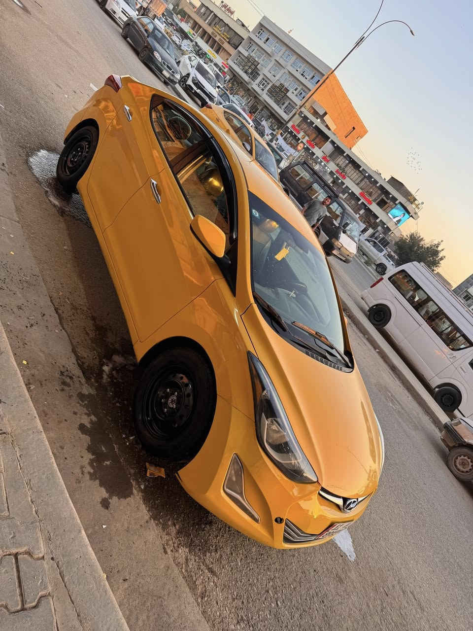 السلام عليكم النترا موديل 15 امريكي محرك 1800دوش 
حادث بنيد فقط 
رقم بغداد دولي  كير محرك تبريد كفاله سياره جاهزه من كلشي 
السعر 105 وبيه شي بسيط 
مكاني بابل حله ***********
