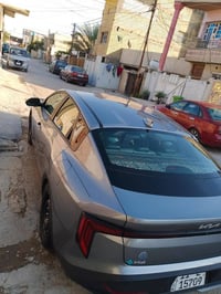 كي 4 للبيع 2025 ماشيه 7000 زيرو حادث جاملغ امامي صبغ والبنيد بارد فقط....