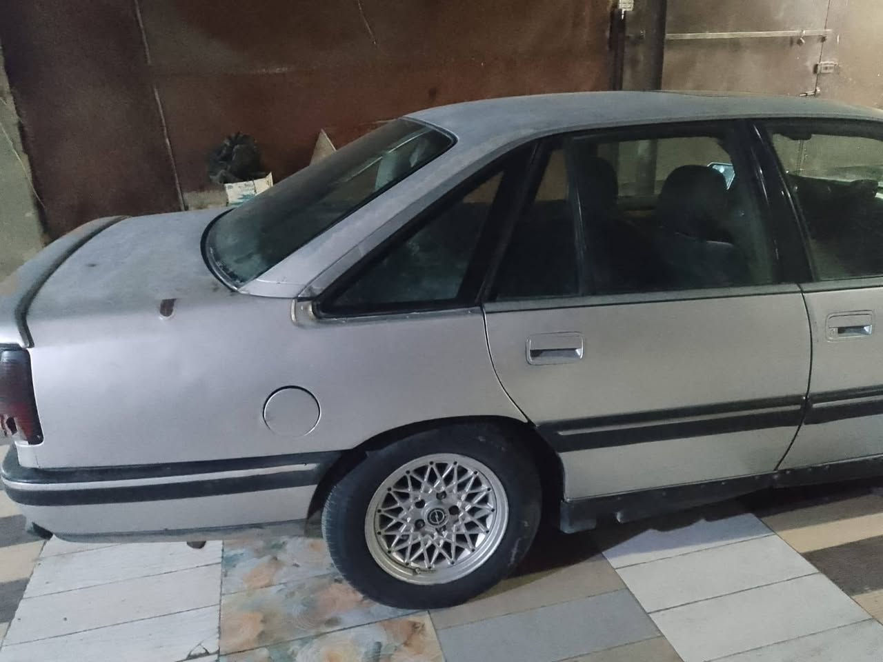 سلام عليكم مره خصت ادمن سياره وبل سيناتور مشروع وطني محوره كير ومكينه ياباني مكينه سته سلندر ونجي رقم نينوه مكينه بيهه بدايت بخار ترايك وين ماتريد سياره بلاديه من عده جاملغ الخلفي من شتريتهه بي معجون  كلشي واضح بل صور سعر 25 قفل مكان سياره بغداد جسر دياله قرب تقاطع النهروان سايد الواحد رقم تليفون ***********
