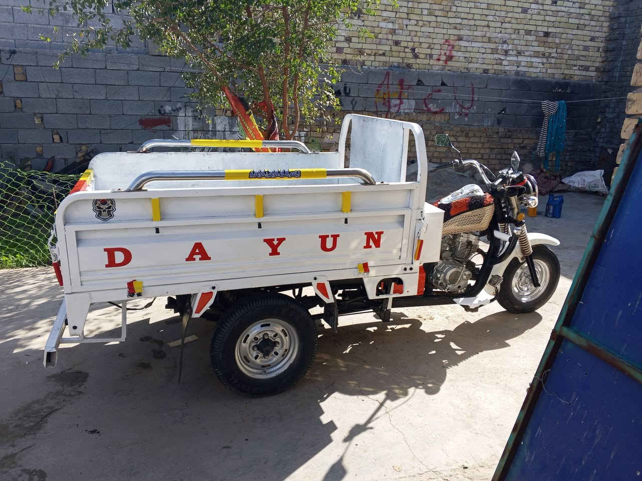 ستوته دايون موديل ((14)) اوراق اصولي وكيل من مجمع الكرار  محرك مبدل بستم فقط ولباقي كفاله عامه ستوته مال جناي مامتعوبه كهربايات عامه شغاله تايرات  جدد شاصي مكفول من جويت الحيم  ستوته ما تذب عليهن الف نكر سلف وطلع على باب الله  مكاني ذي قار ((قضاء الرفاعي  وهذه رقمي بي واتساب ***********
