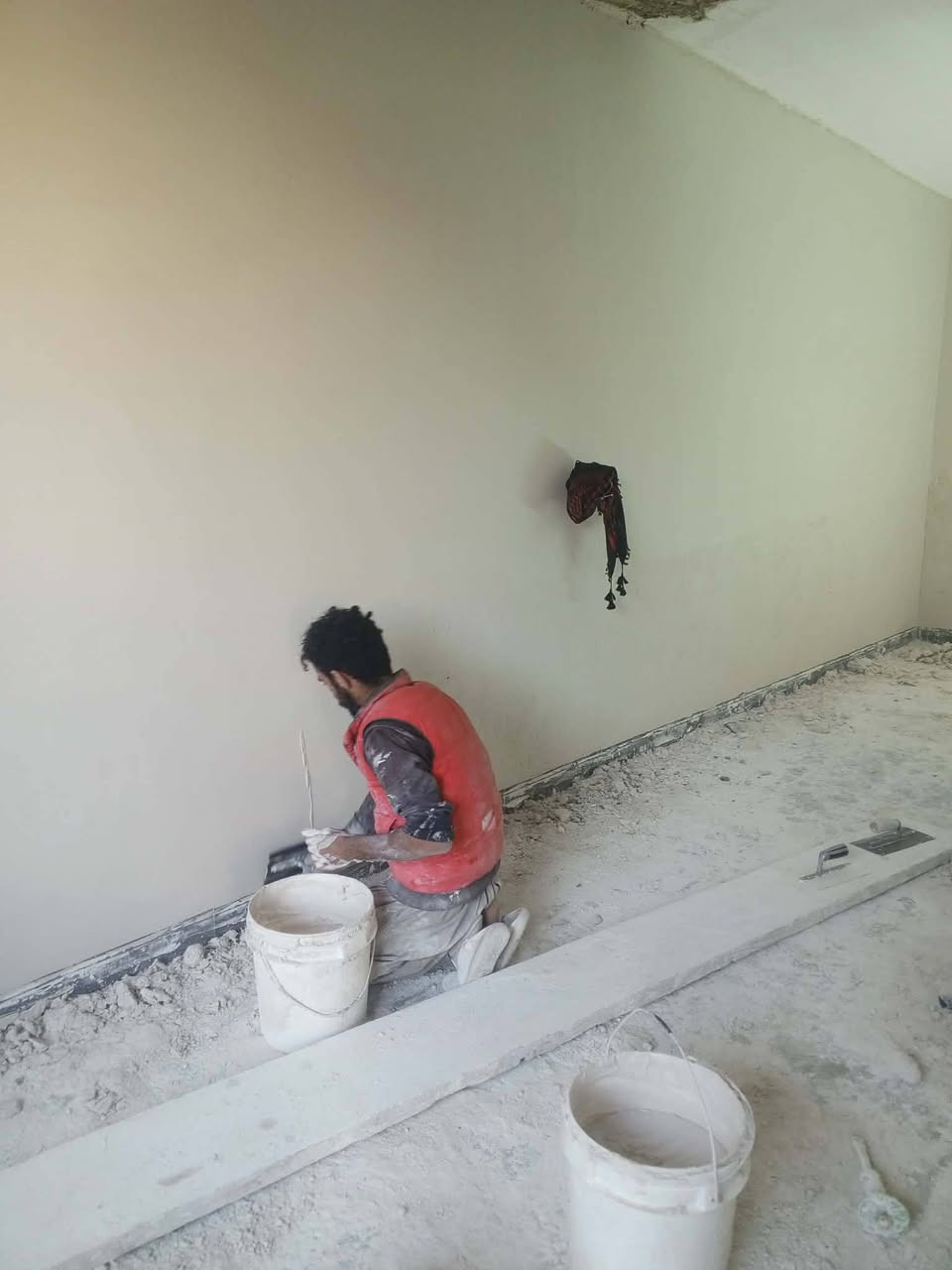 اشتغل لبغ بياض عل خاص وتدلل ***********
